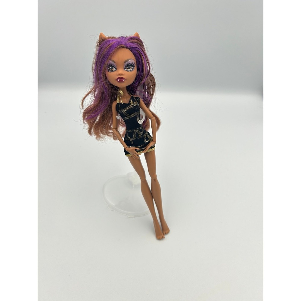 Monster High Ghouls Nite Out Clawdeen Wolf fashion doll